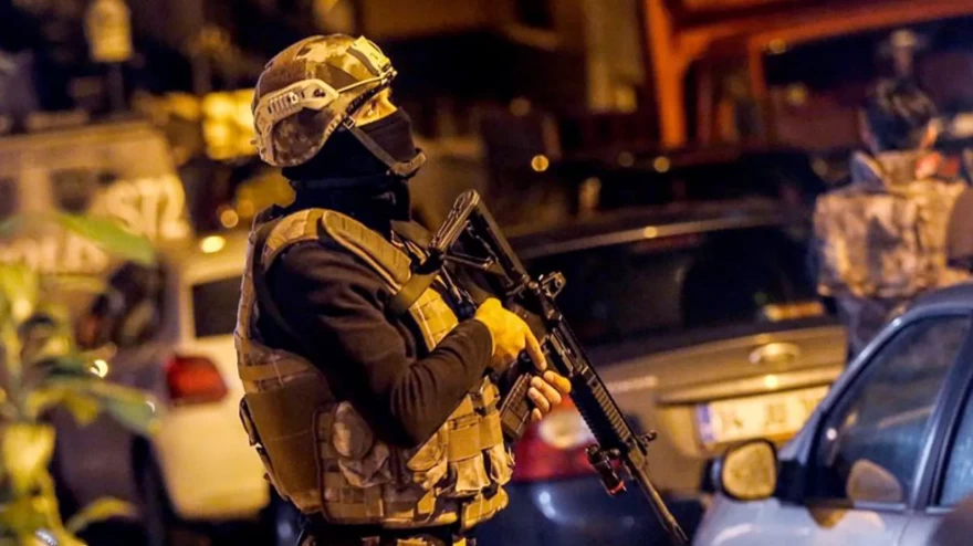 Suriye’de DEAŞ’a ağır darbe: Sözde Horan Valisi ortak operasyonda yakalandı