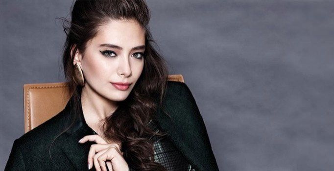 Neslihan Atagül'ün bu hâli sosyal medyayı salladı 1