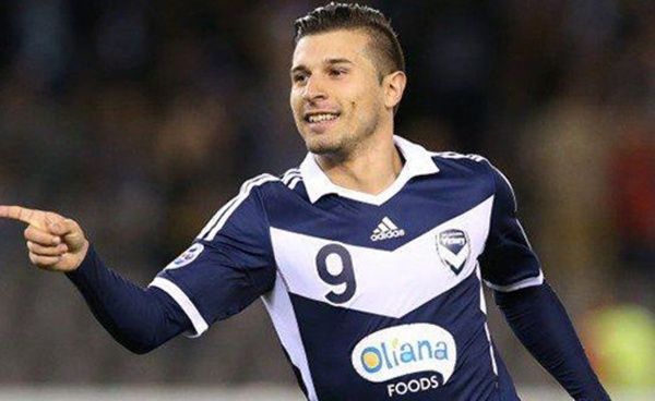 Ünlü futbolcudan cami katliamına secdeli tepki 4