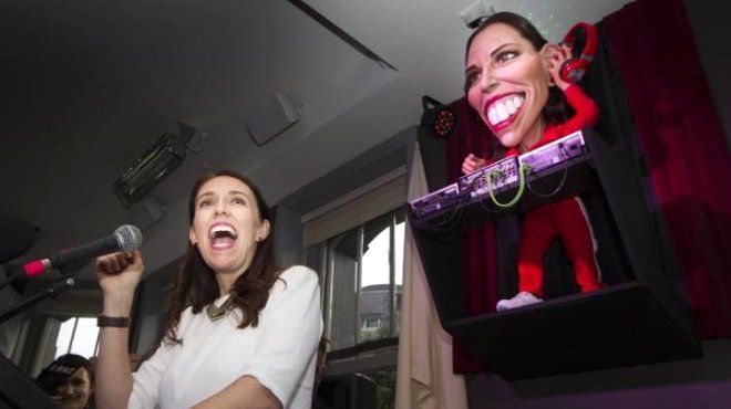 İşte Yeni Zelanda Başbakanı'nın eski mesleği 11