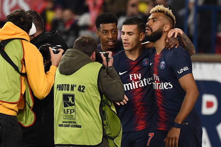 PSG maçında futbol sahalarında eşine ender rastlanan olay... 4