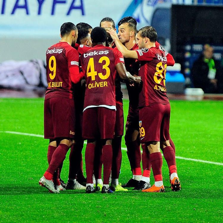 Süper Lig şampiyonu ve küme düşecek takımları açıkladılar 8