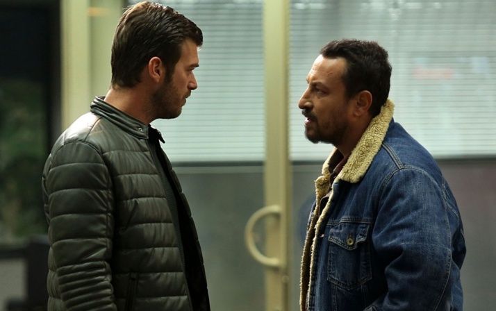 Çarpışma dizisinde şoke eden ayrılık 1