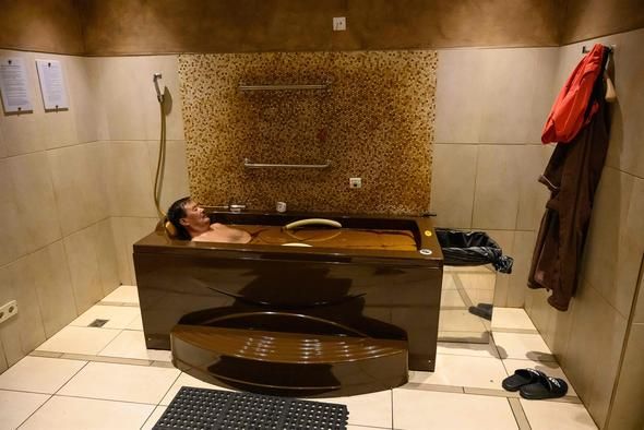 Dünya onları konuşuyor! Petrol içinde yüzüyorlar 15