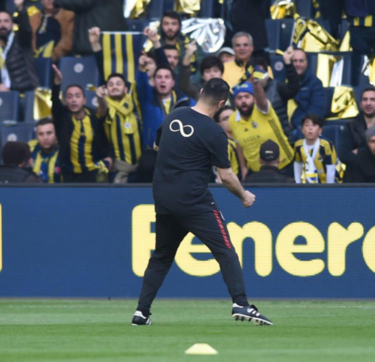 Kadıköy'de Hasan Şaş patlaması! Tünelde... 2