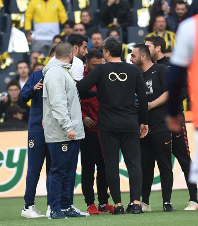 Kadıköy'de Hasan Şaş patlaması! Tünelde... 15