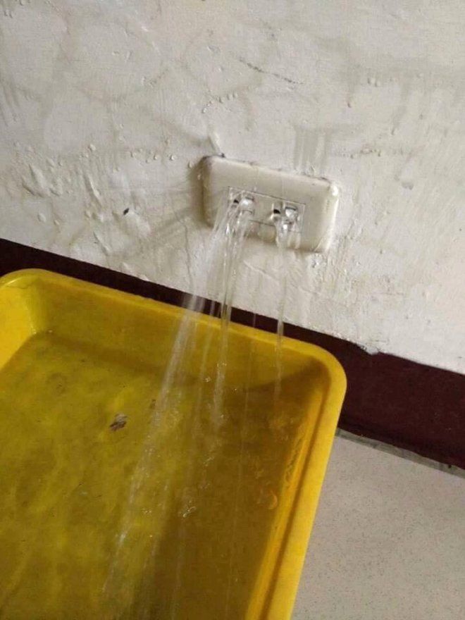 Görenler şaşkına döndü! Metroya tabutla bindiler 15