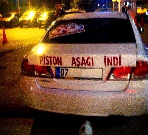 Gelin arabasındaki yazıyı görünce şaştı kaldı 63