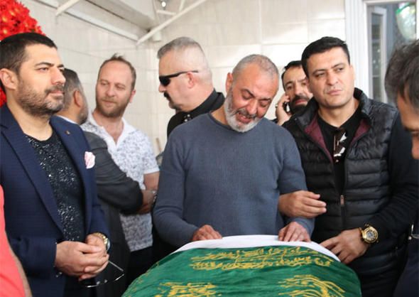 Dilber Ay'ın eşi, canlı yayında gerçek ölüm nedenini açıkladı 1