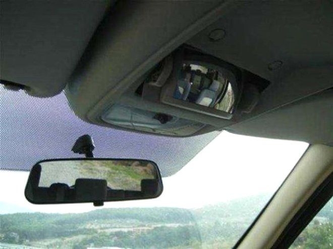 İphone'de arka kameranın yanındaki delik bakın ne işe yarıyor? 2