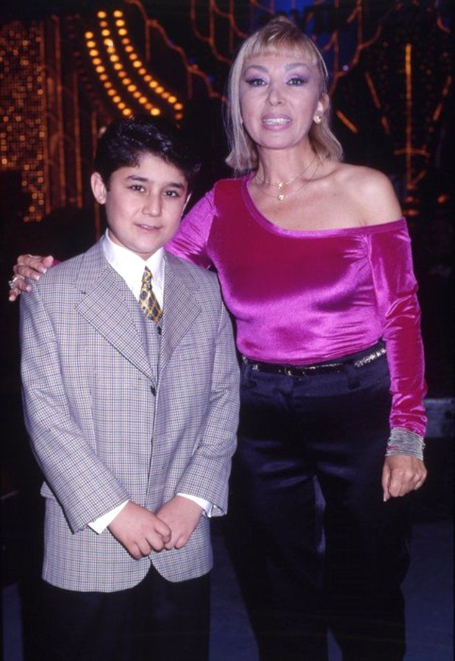 Tatlıses'in göz bebeğiydi! Bakın şimdi ne yapıyor 4