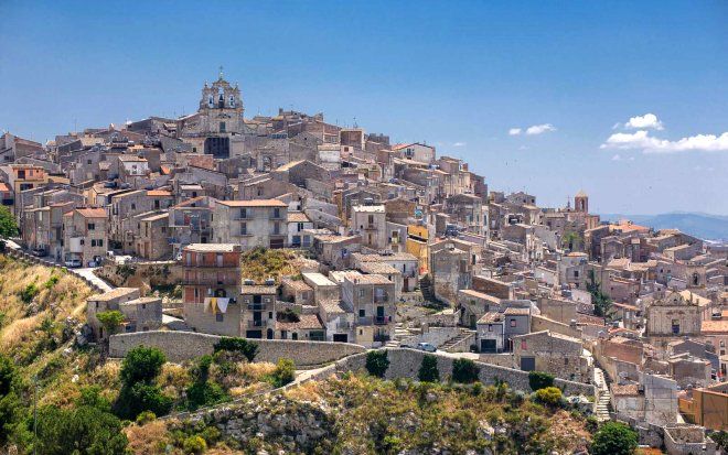 Gören şaşırıyor, binlerce evi 7 TL'den satıyorlar! İşte sebebi... 4