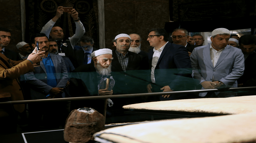 Hırka-i Şerif ziyarete açıldı 5