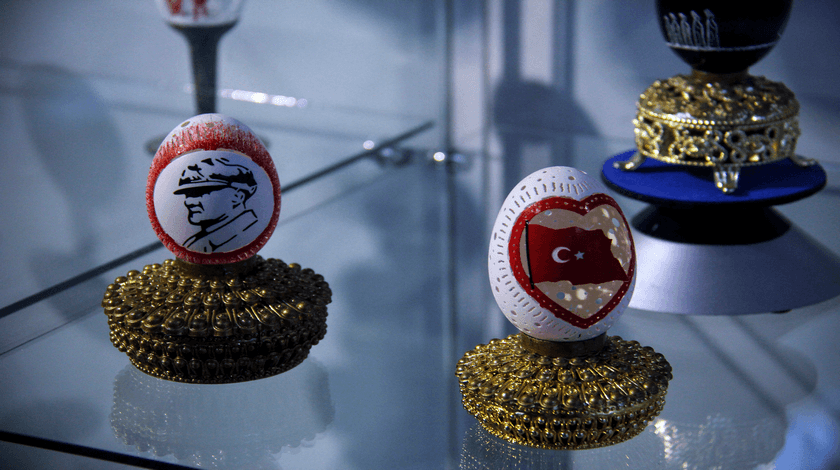 Yumurta kabuklarını sanat eserine dönüştürüyor 3