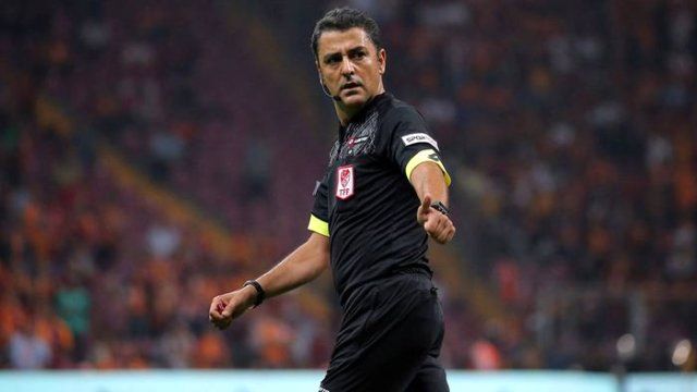 Cüneyt Çakır rekor kırdı! İşte hakemlerin maaşları 19
