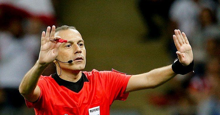 Cüneyt Çakır rekor kırdı! İşte hakemlerin maaşları 1