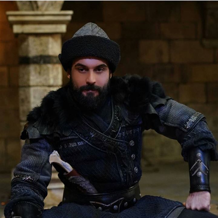 Diriliş Ertuğrul dizisinde tarihi karar! 2