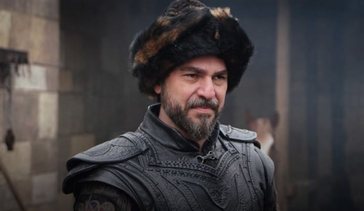 Diriliş Ertuğrul dizisinde tarihi karar! 3