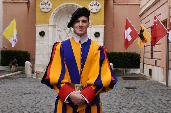 Dünyanın en küçük ordusu 2