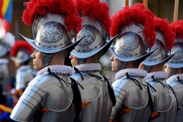 Dünyanın en küçük ordusu 3