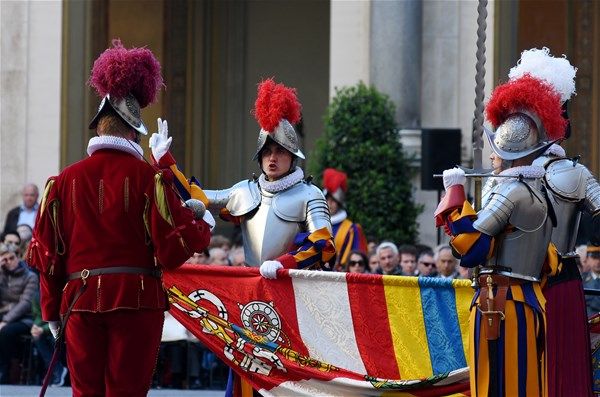 Dünyanın en küçük ordusu 7