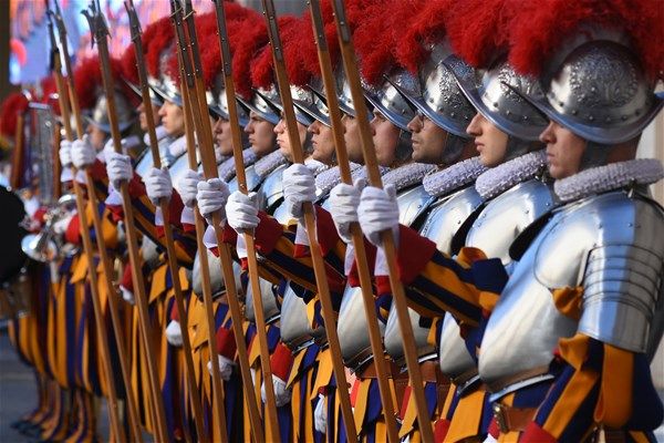 Dünyanın en küçük ordusu 11