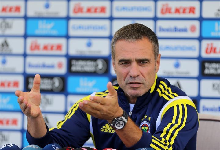 Fenerbahçelilerin adını haykırdığı futbolcu 'veda' etti 2