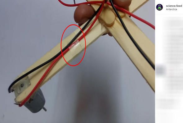 İngiliz öğrenci çubukla öyle bir şey yaptı ki... Görenler şaştı kaldı 25