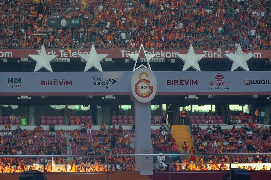 Şampiyon zaferini kutladı! İşte o müthiş görüntüler... 21