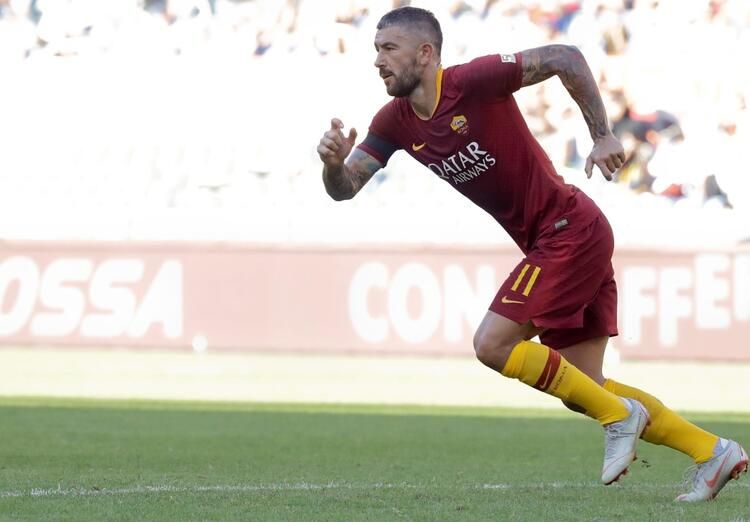 Yıldız futbolcu Fenerbahçe'de! İşte o görüntüler... 11