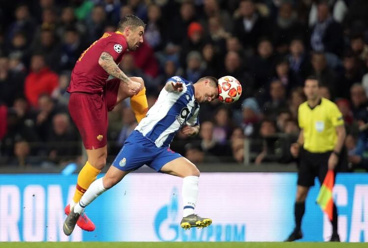 Yıldız futbolcu Fenerbahçe'de! İşte o görüntüler... 15