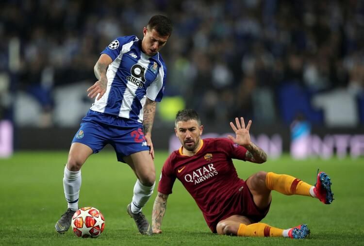 Yıldız futbolcu Fenerbahçe'de! İşte o görüntüler... 4