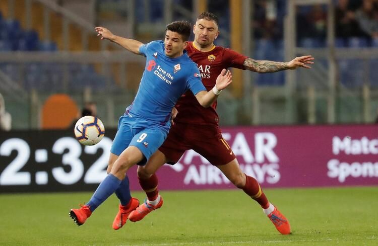 Yıldız futbolcu Fenerbahçe'de! İşte o görüntüler... 16