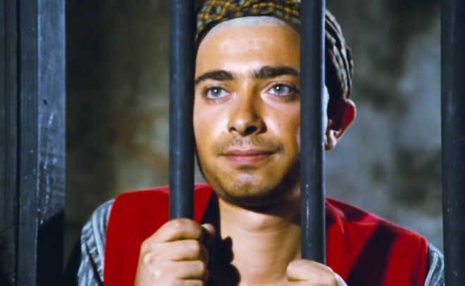 Türk sinemasının efsanesine bir de şimdi bakın 4