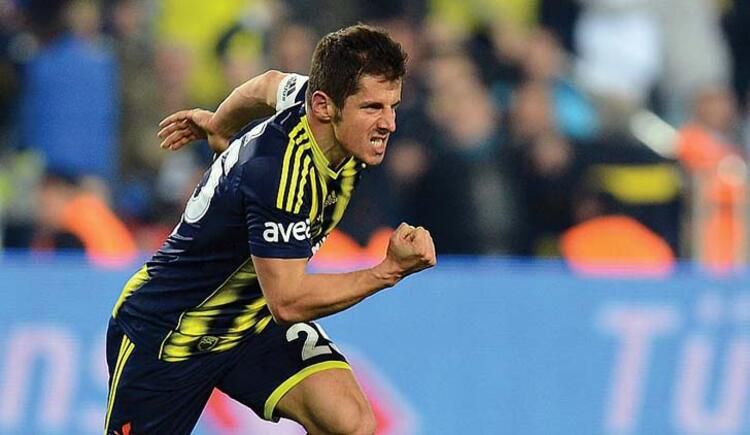 Alex'ten şaşırtan tercih! Efsane 11'i belirledi 10