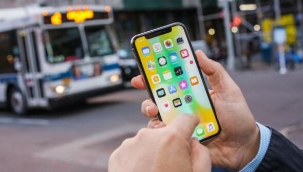 Ekrandaki her şeyi kaydediyor! Telefondan hemen kaldırın 8