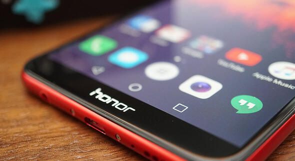 Trump açıkladı: Huawei telefon sahipleri bu habere dikkat! 26