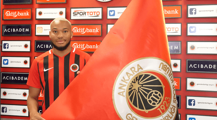 Kim hangi takıma gitti? İşte Süper Lig'de atılan tüm imzalar! 23