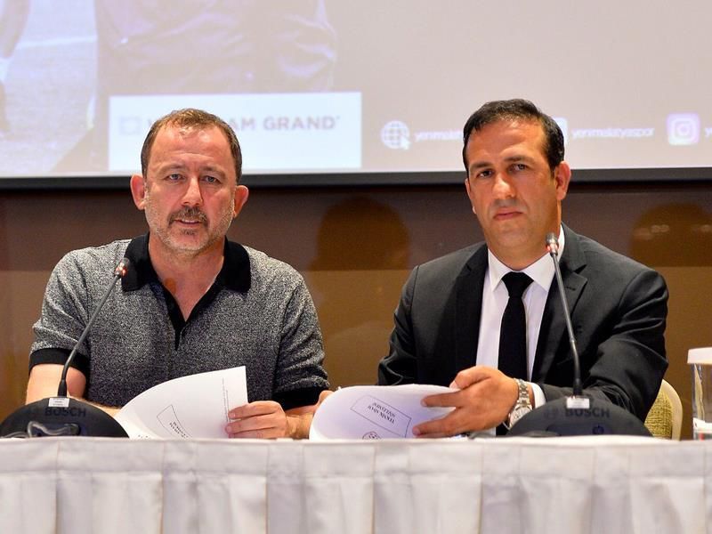 Kim hangi takıma gitti? İşte Süper Lig'de atılan tüm imzalar! 50