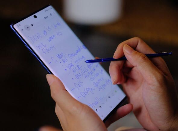 Samsung dün bombayı patlattı! Türkiye fiyatı şaşırttı 17