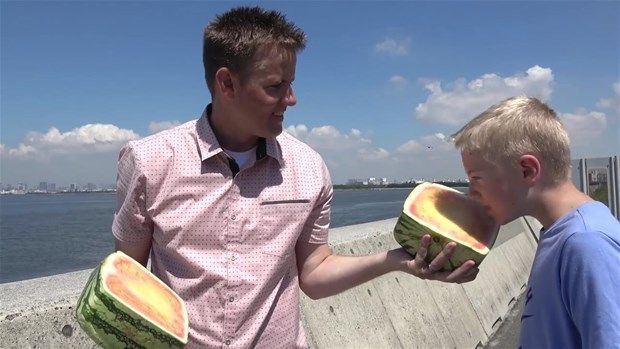 Kare karpuzun içinden bakın ne çıktı 8