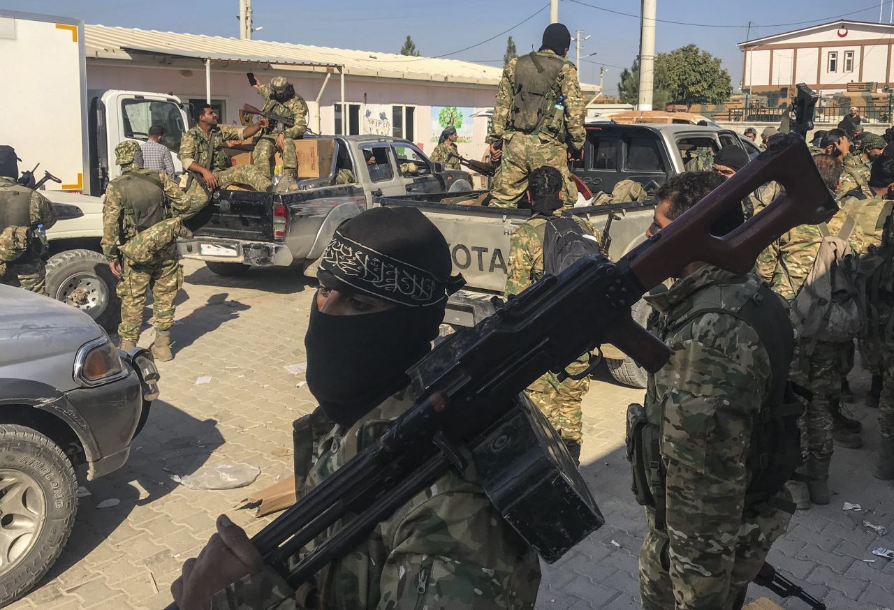 Barış Pınarı Harekatı 2. gününde! İşte yaşananlar 44