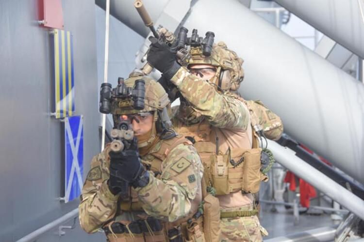 Görüntüler geldi! SAT komandoları nefes kesti 4