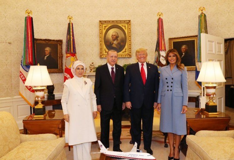 Emine Erdoğan, Melania Trump ile bir araya geldi 4