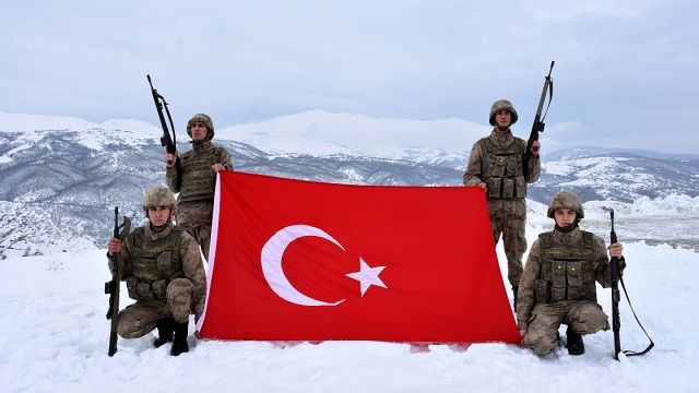 Yaz-Kış farketmez! Teröriste göz açtırmıyorlar 4