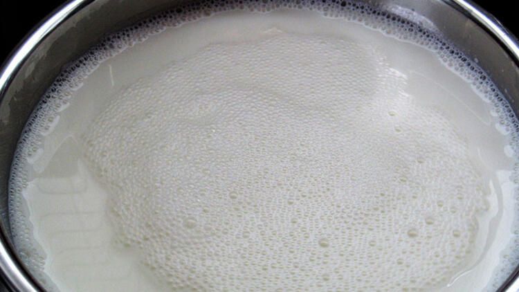 Süte çamaşır suyu katıyorlar! Bakın sebebi ne çıktı 1