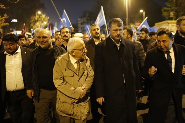 Doğu Türkistan için "Sessiz Çığlık" 7