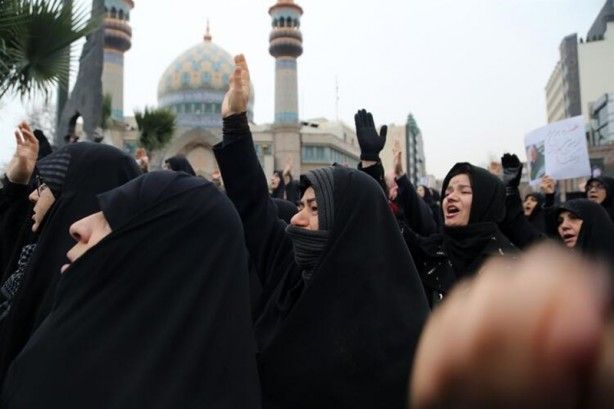 İran'da Kasım Süleymani için cenaze töreni düzenlendi 5