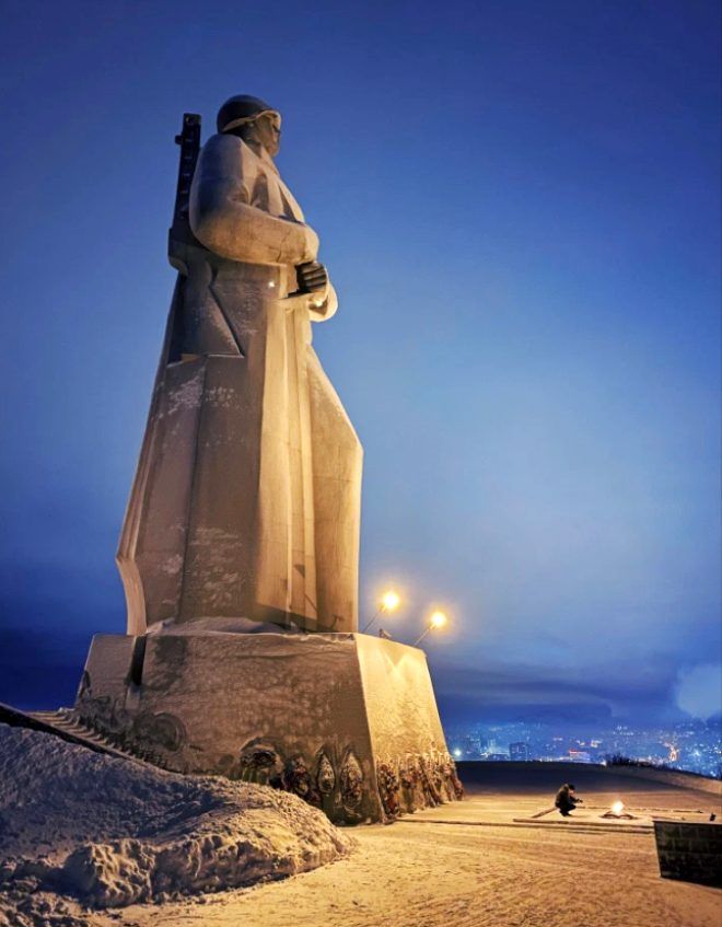 Bu şehre 40 gün boyunca güneş hiç doğmuyor 9