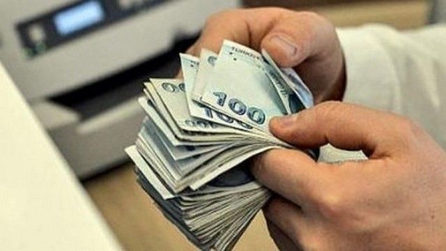 Emekliler aylardır bugünü bekliyor! Ödemeler başladı 10